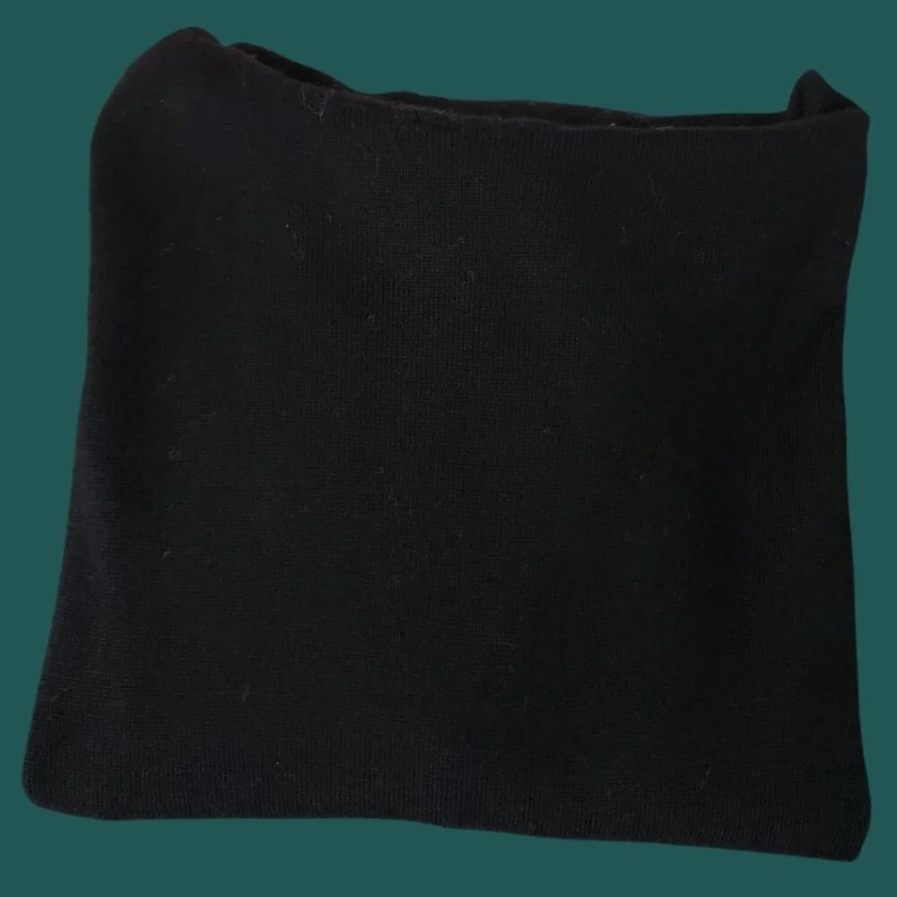 Emporio Armani Mens Turtleneck Long sleeve Light Sweater Black Size 36